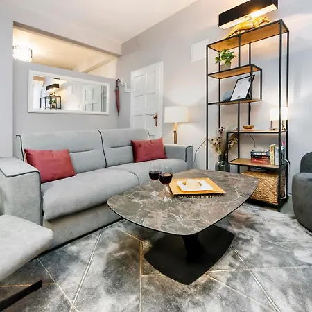 Bella Campagna - Luxury Two Bedroom *