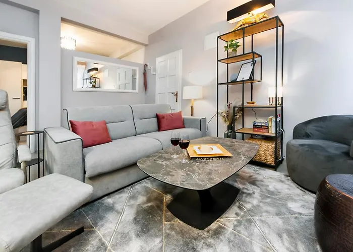 Bella Campagna - Luxury Two Bedroom *